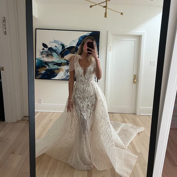 WEDDING DRESS!!! MILLA NOVA - Picture 9 of 12